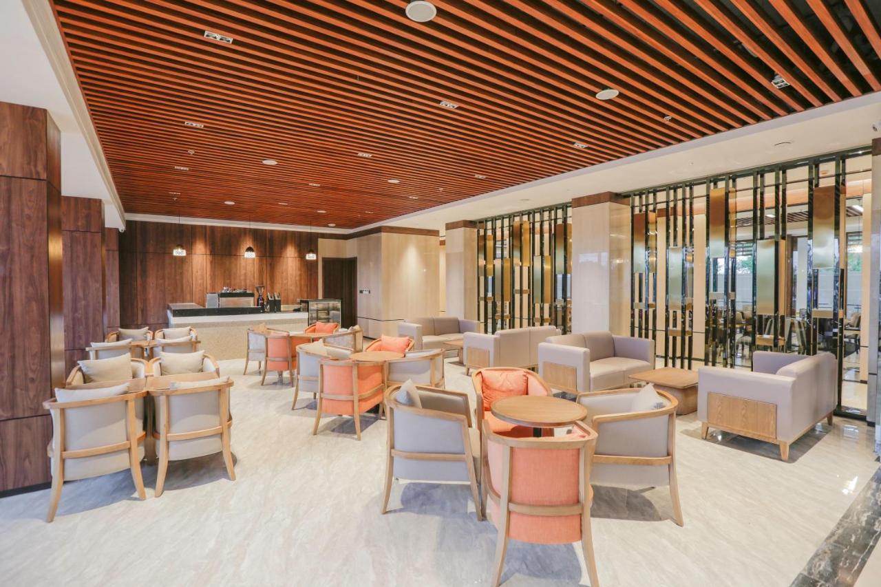Hotel Casiana & Events Center Tagaytay Managed By Hii Tagaytay City Bagian luar foto
